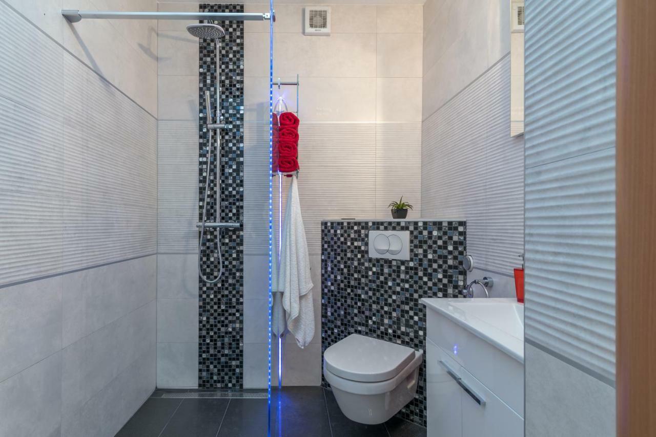 Apartment Bella Vita Трогир Екстериор снимка