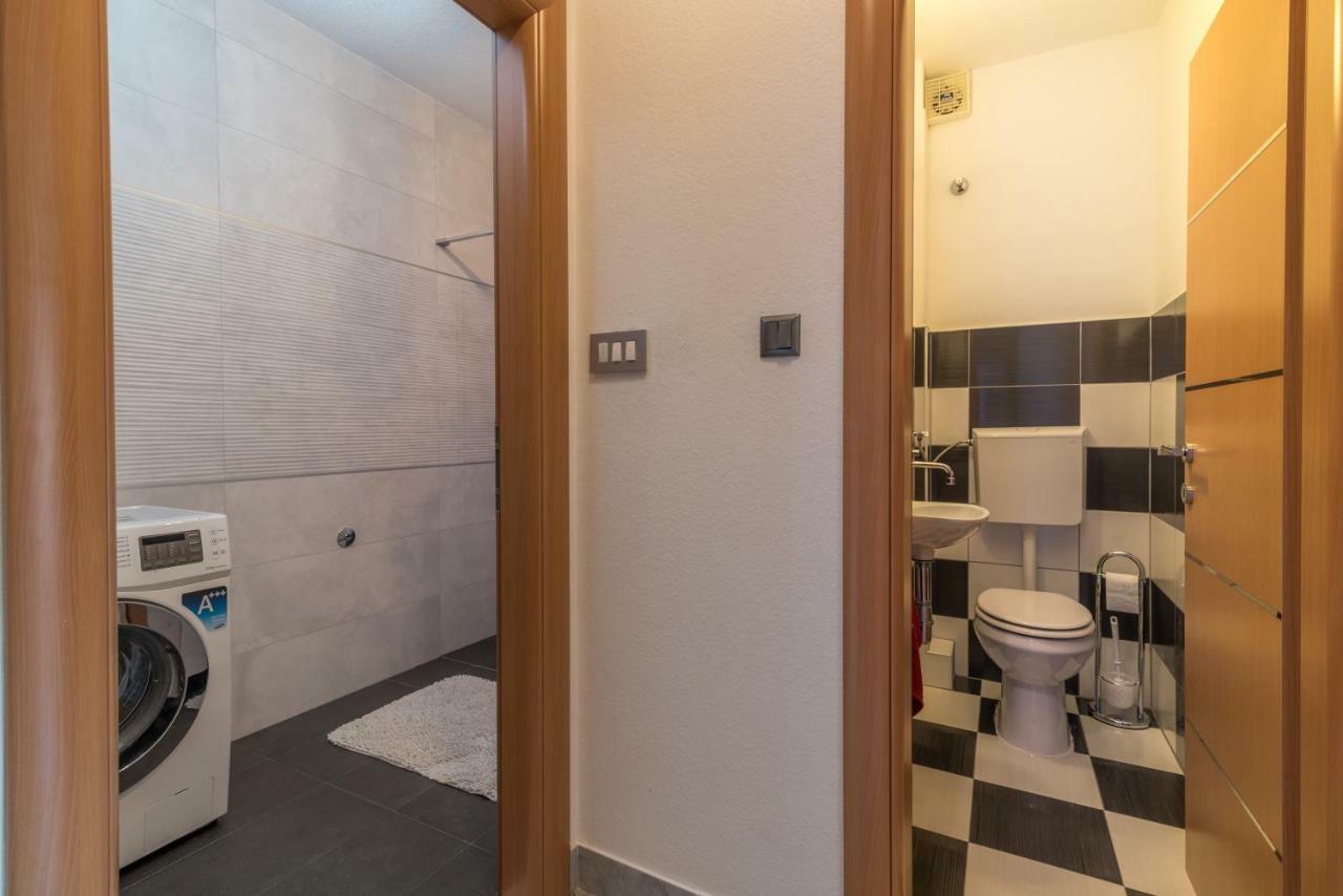 Apartment Bella Vita Трогир Екстериор снимка