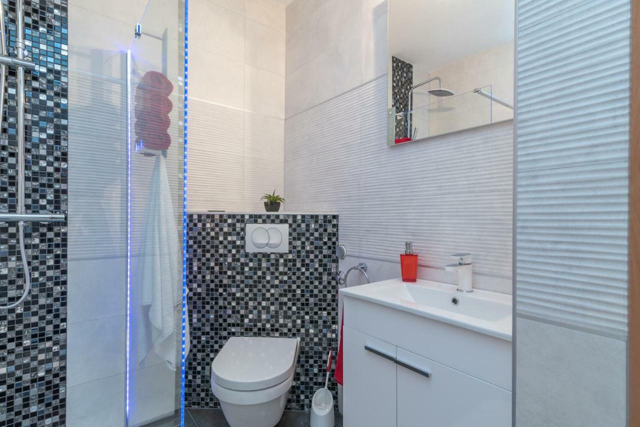 Apartment Bella Vita Трогир Екстериор снимка