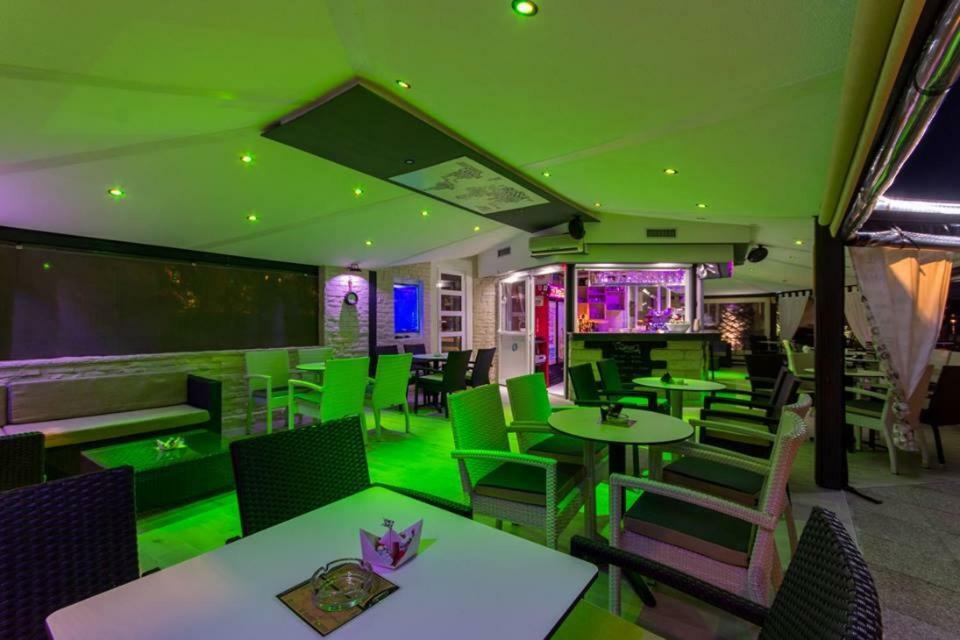 Apartment Bella Vita Трогир Екстериор снимка
